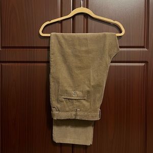 Never Worn Haggar Corduroy Pants - size 40